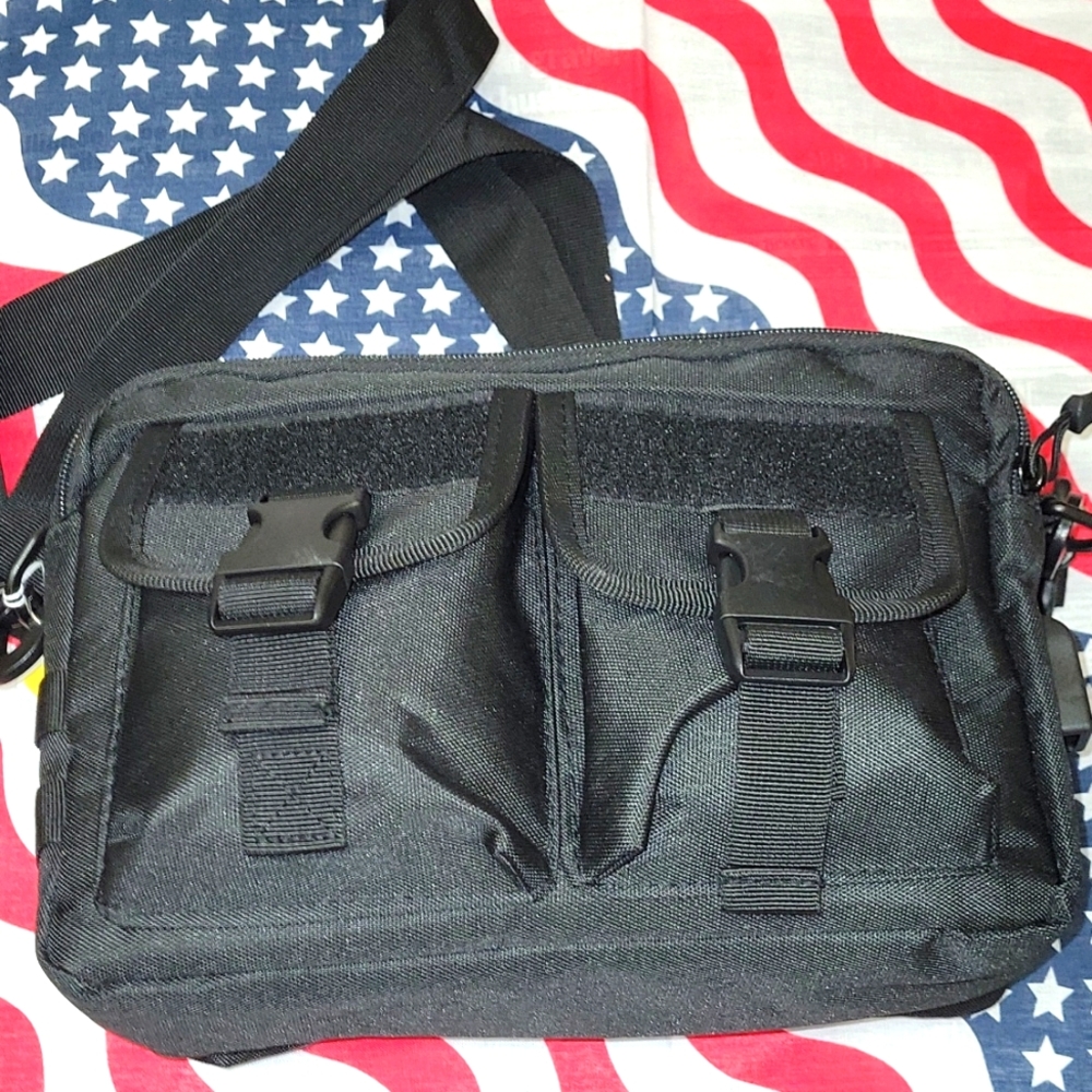 Canvas men crossbody bag. Great for camera or travel.